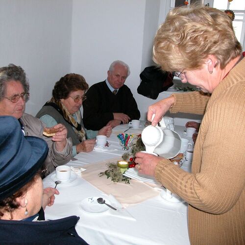 Johanna Moser, Gertrud und Anton Lackinger, Helga Kundt          