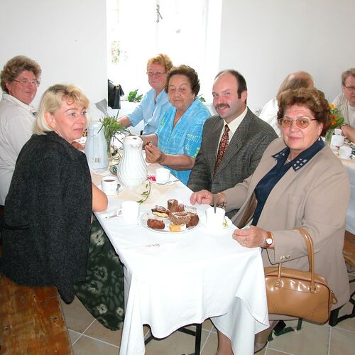 Gertrude Reuter, Elfriede Blecha, Elfriede Brandl, Josef Reuter, Friederike Jank, Hedwig Söllner         
