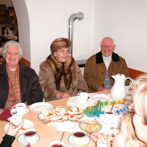 Josefa Gusenbauer, Rosa Zinner, Ernst Gusenbauer          