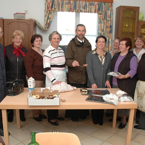 P. Benno, Helga Kundt, Herlinde Aigner, Rosina Reiter, P. Maurus, Sylvia Haasler, Sigrid Zauner, Maria 'Käthe' Mayrhofer, Paula Klein, Ingrid Lechner
