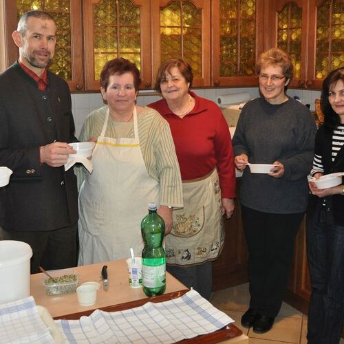 Rosemarie Schober, P. Maurus, Käthe Mayrhofer, Ingrid Lechner, Elisabeth Kuchar, Andrea Rethaller, Sylvia Haasler 