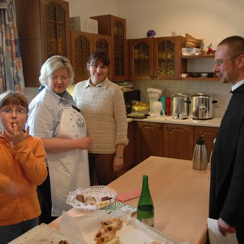 Hanna Seitner, Philomena Zinner, Adelheid Hiebler, P. Johannes M. Bauer